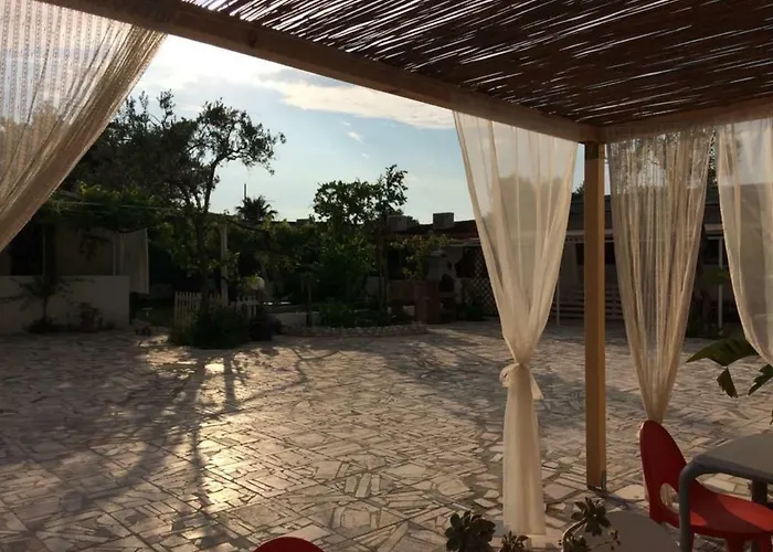 Kimera Beach Apartments
